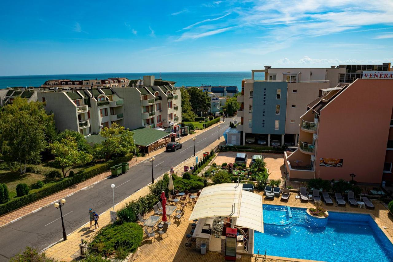 Menada Belle View Apartments Sveti Vlas Buitenkant foto