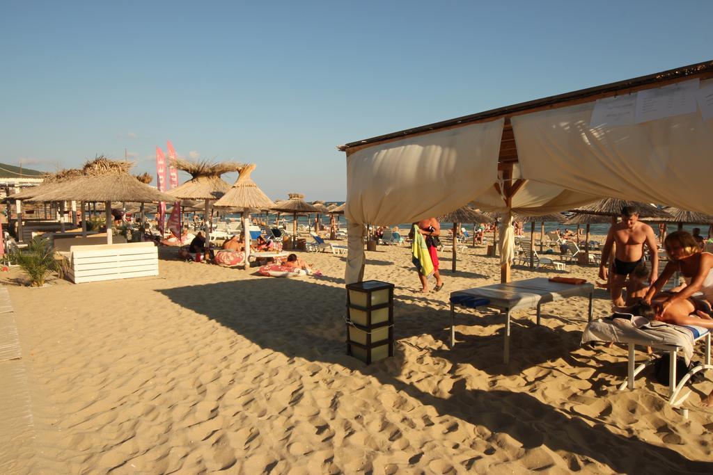 Menada Belle View Apartments Sveti Vlas Buitenkant foto