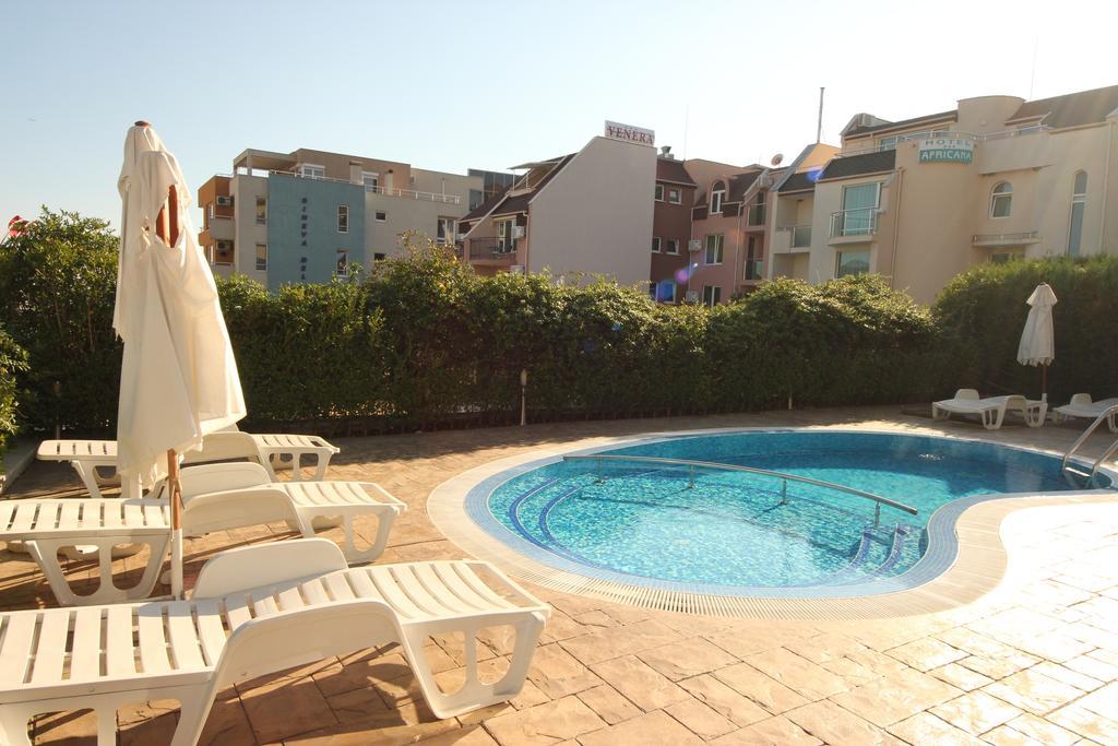 Menada Belle View Apartments Sveti Vlas Buitenkant foto